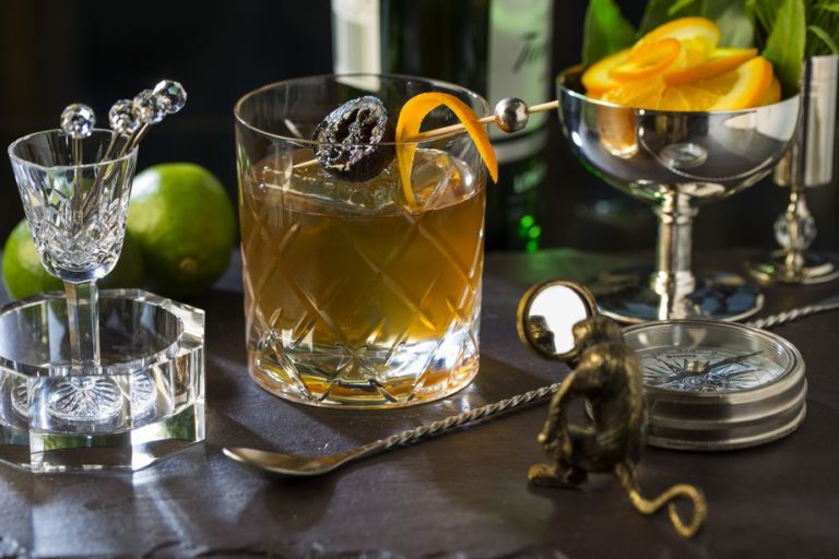 Z Bar A New Rooftop Coming to the Peninsula Hotel Chicago in June 2018